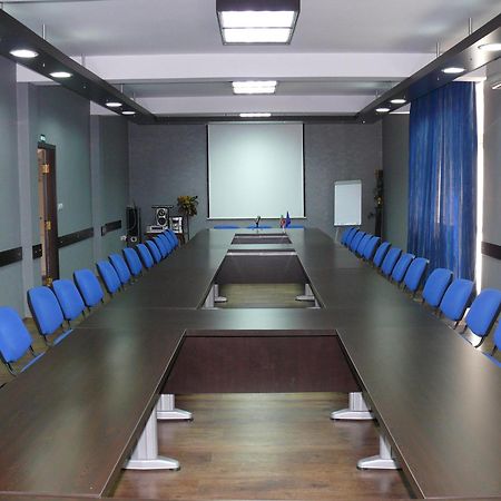 ימבול Diana Palace מראה חיצוני תמונה