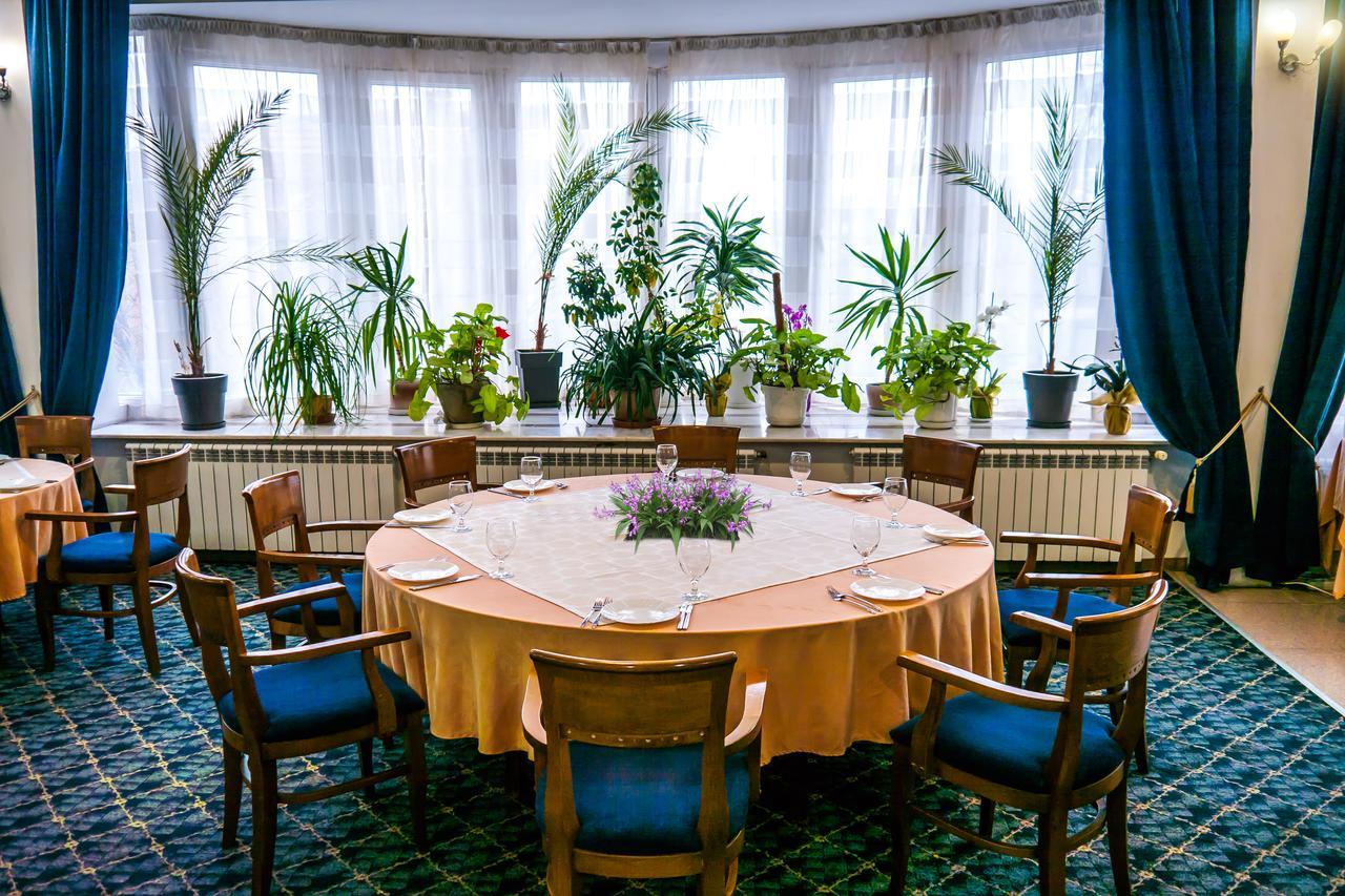 ימבול Diana Palace מראה חיצוני תמונה