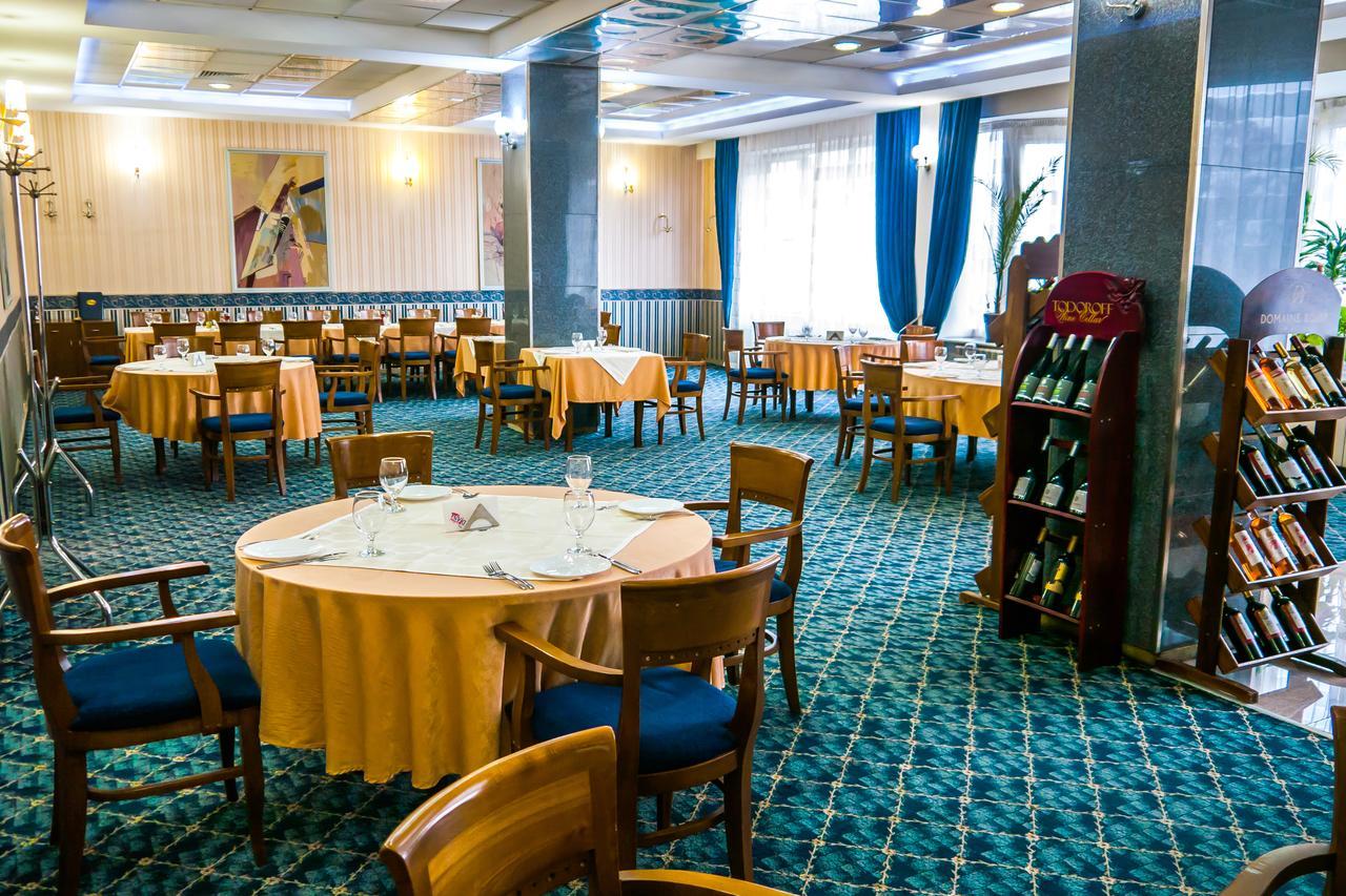 ימבול Diana Palace מראה חיצוני תמונה
