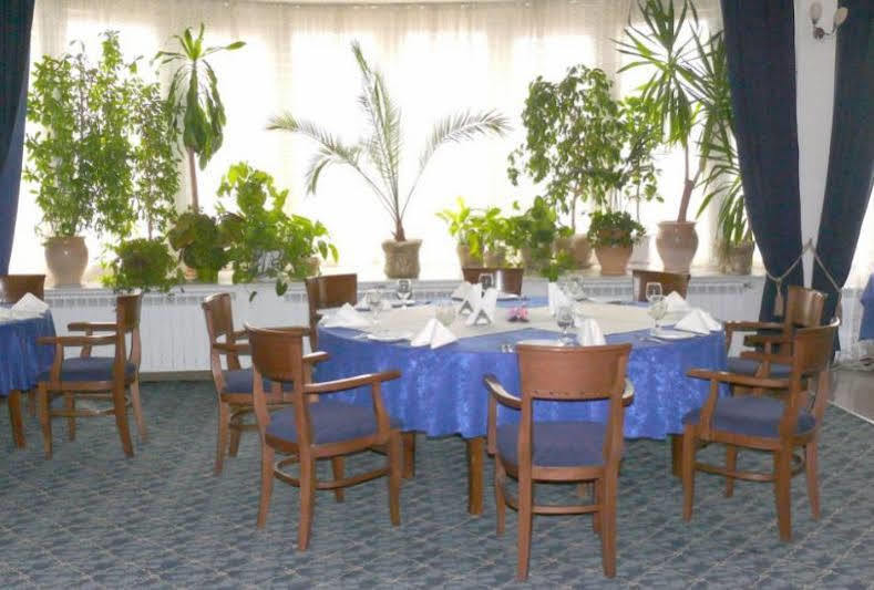 ימבול Diana Palace מראה חיצוני תמונה